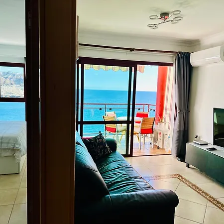 Su Eminencia - Sea View With Modern Comforts Apartamento *