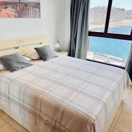 Apartament Su Eminencia - Sea View With Modern Comforts *