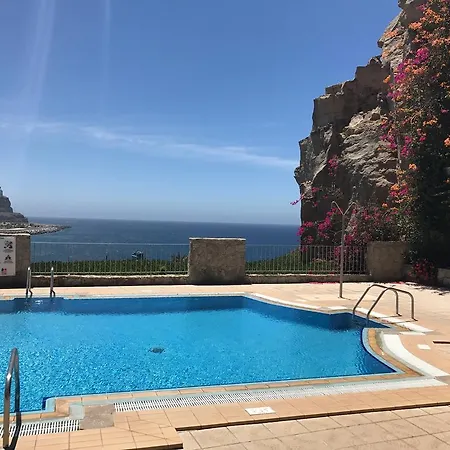 Su Eminencia - Sea View With Modern Comforts Apartament