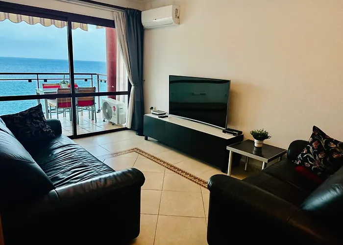 Su Eminencia - Sea View With Modern Comforts * 플라야델쿠라