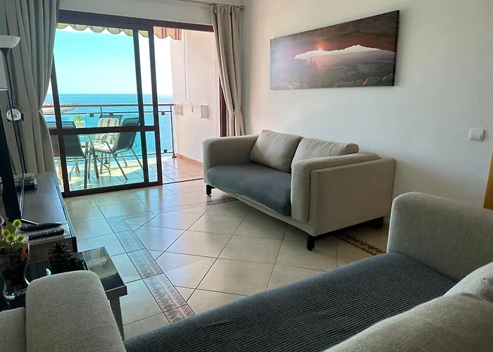 아파트 Su Eminencia - Sea View With Modern Comforts