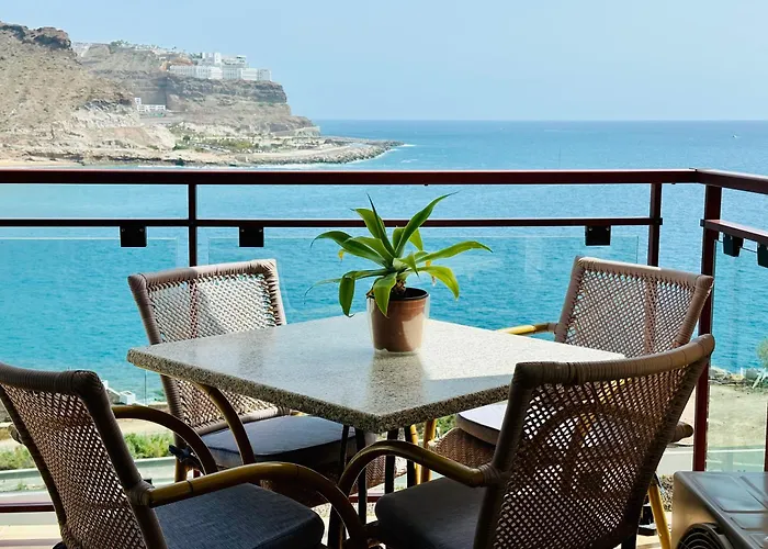 Su Eminencia - Sea View With Modern Comforts 아파트