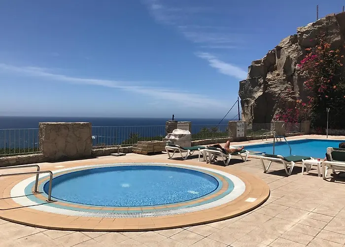 아파트 Su Eminencia - Sea View With Modern Comforts